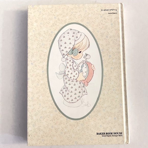 Precious Moments Bedtime Stories Book 1988 - Picture 2 of 13